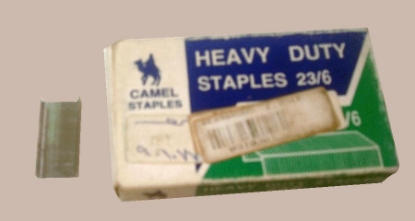 Picture of camel Staples 23/6